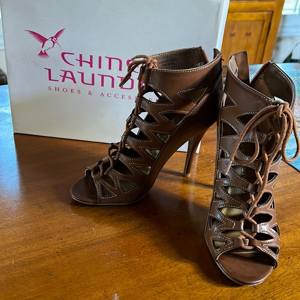 Chinese Laundry Tie-up Heels with back zipper
